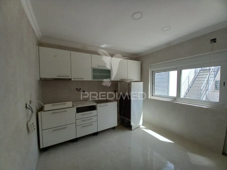 Moradia T5 para Venda em Amora Foto 7