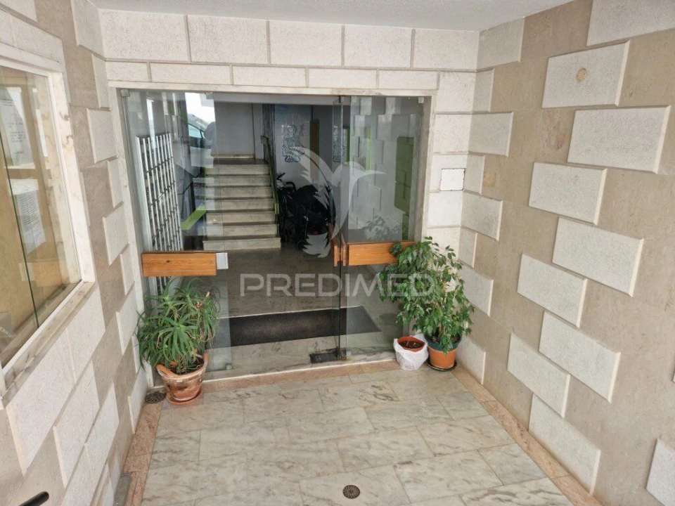 Apartamento T3 para Venda em Costa da Caparica Foto 10