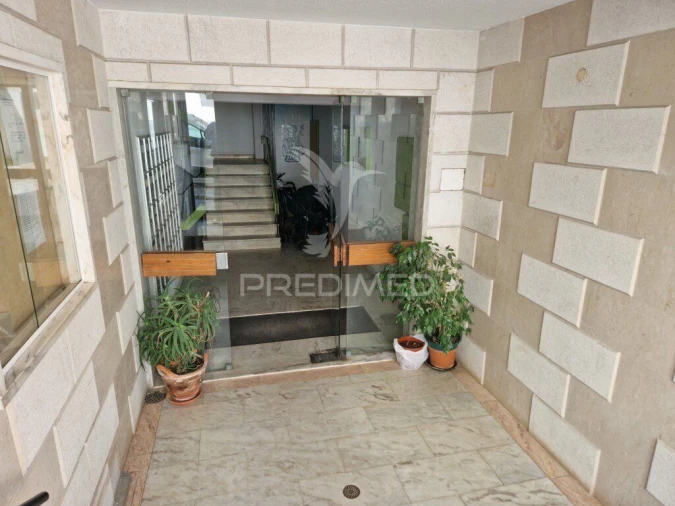 Apartamento T3 para Venda em Costa da Caparica Foto 10