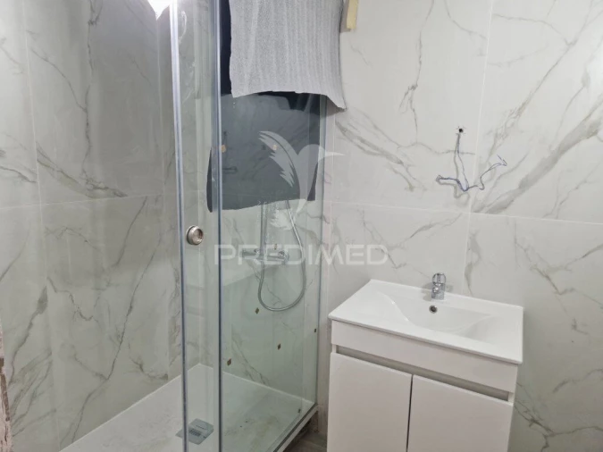 Apartamento T3 para Venda em Costa da Caparica Foto 21