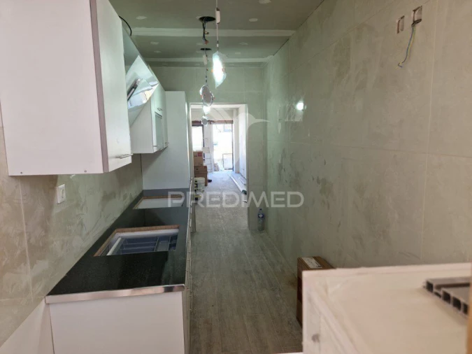 Apartamento T3 para Venda em Costa da Caparica Foto 29