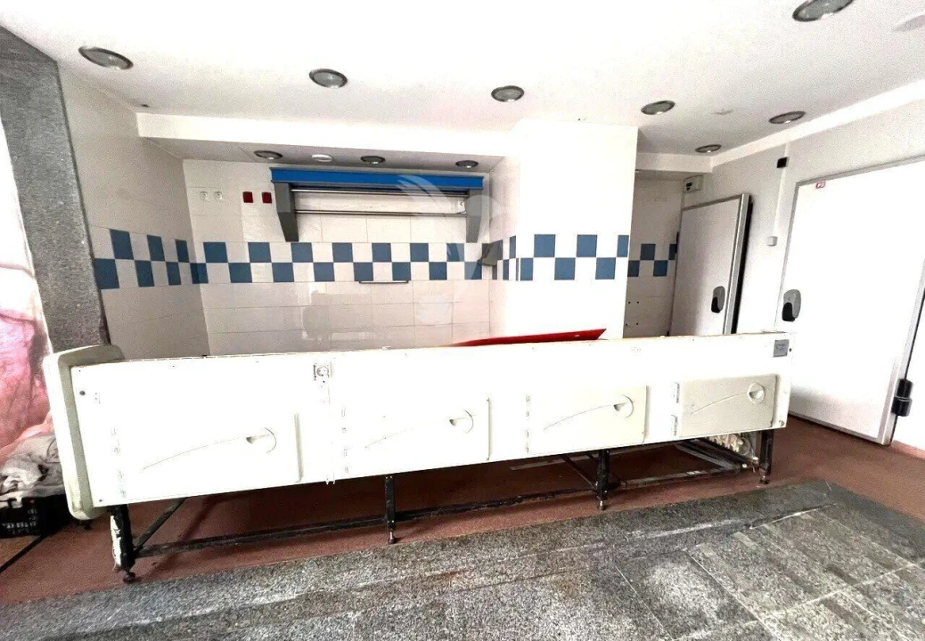 Loja para Venda em Loures Foto 2