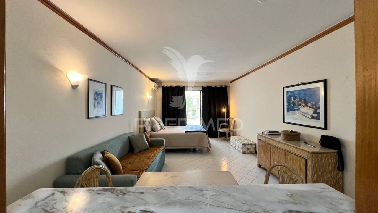Apartamento T0 para Venda em Albufeira e Olhos de Água Foto 6