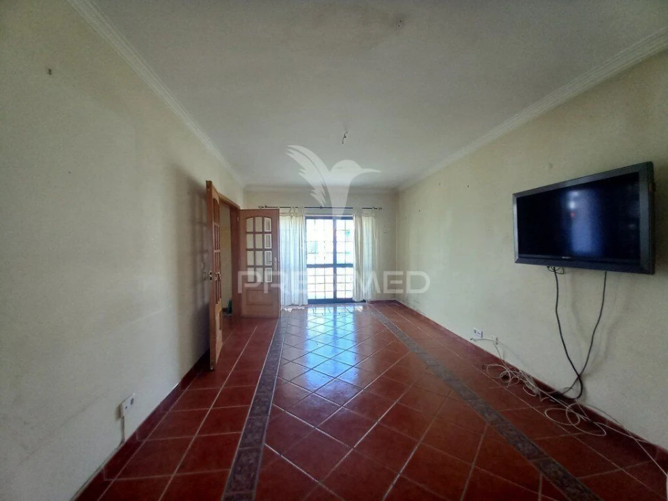 Moradia T5 para Venda em Santo Isidoro Foto 7