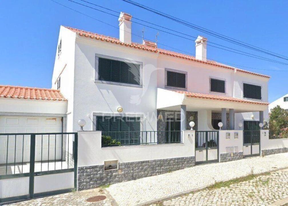 Moradia T5 para Venda em Santo Isidoro Foto 32