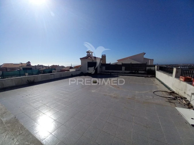 Moradia T5 para Venda em Santo Isidoro Foto 13