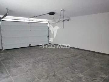 Moradia T4 para Venda em Corroios