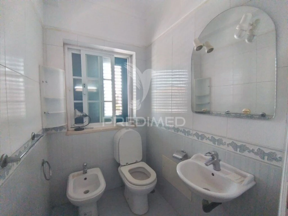 Moradia T6 para Venda em Rio de Mouro Foto 17