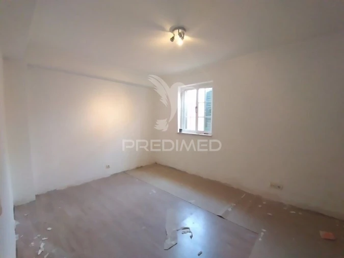 Moradia T6 para Venda em Rio de Mouro Foto 35