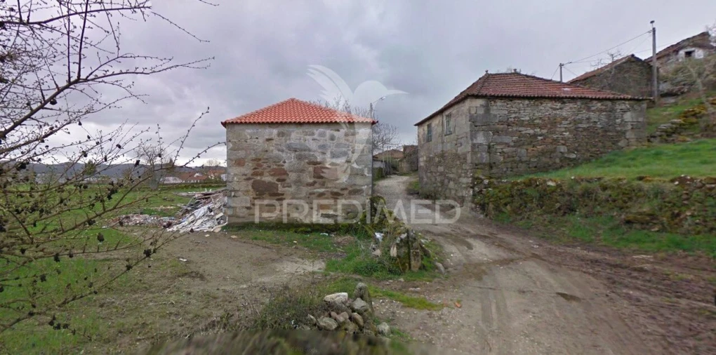 Moradia T3 para Venda em Chã Foto 2