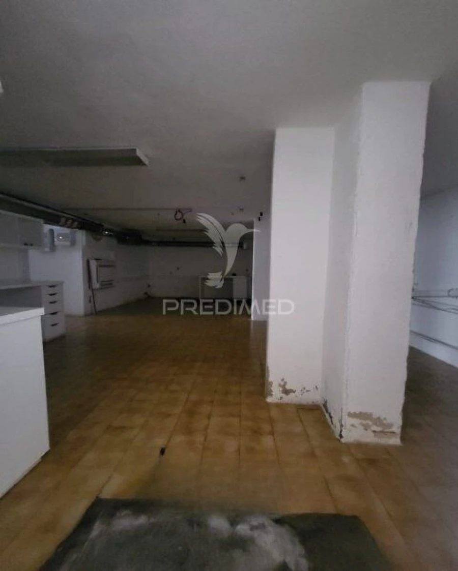 Loja para Venda em Loures Foto 6
