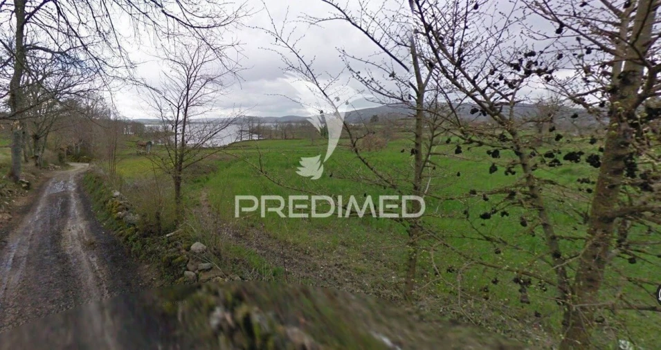 Terreno para Venda em Chã Foto 2