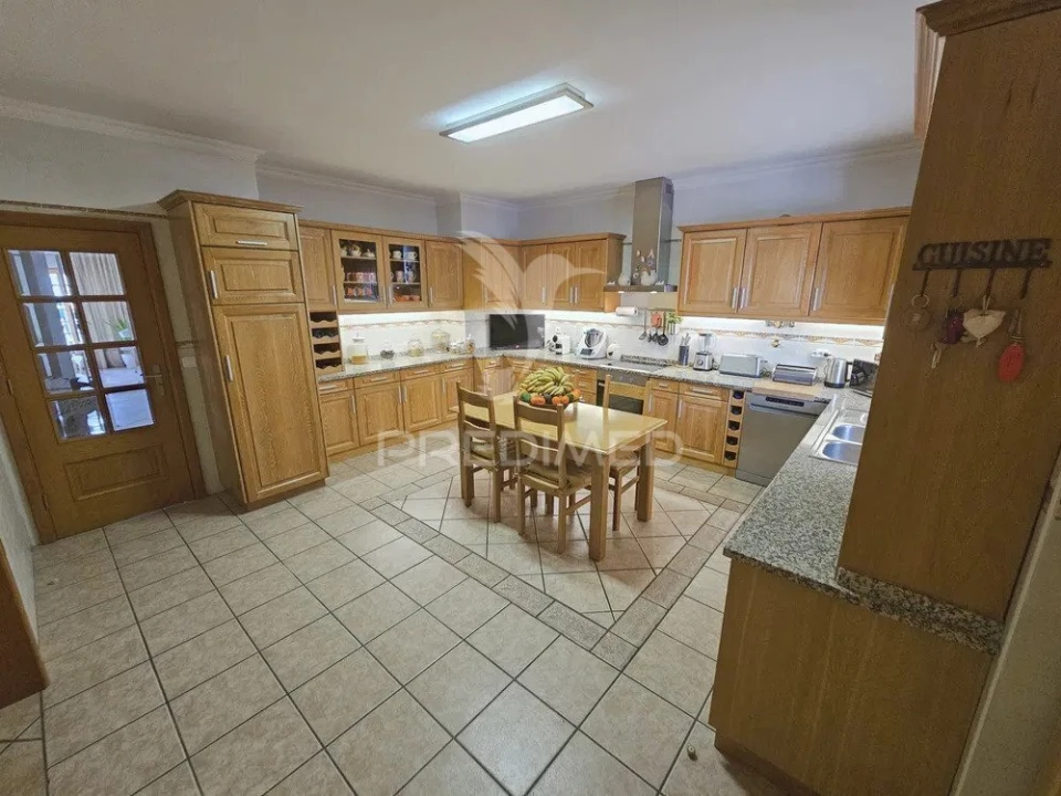 Moradia T4 para Venda em Beja (Salvador e Santa Maria da Feira) Foto 11