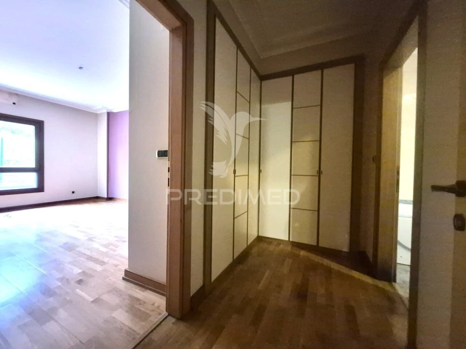 Apartamento T2 para Venda em Vila Franca de Xira Foto 16