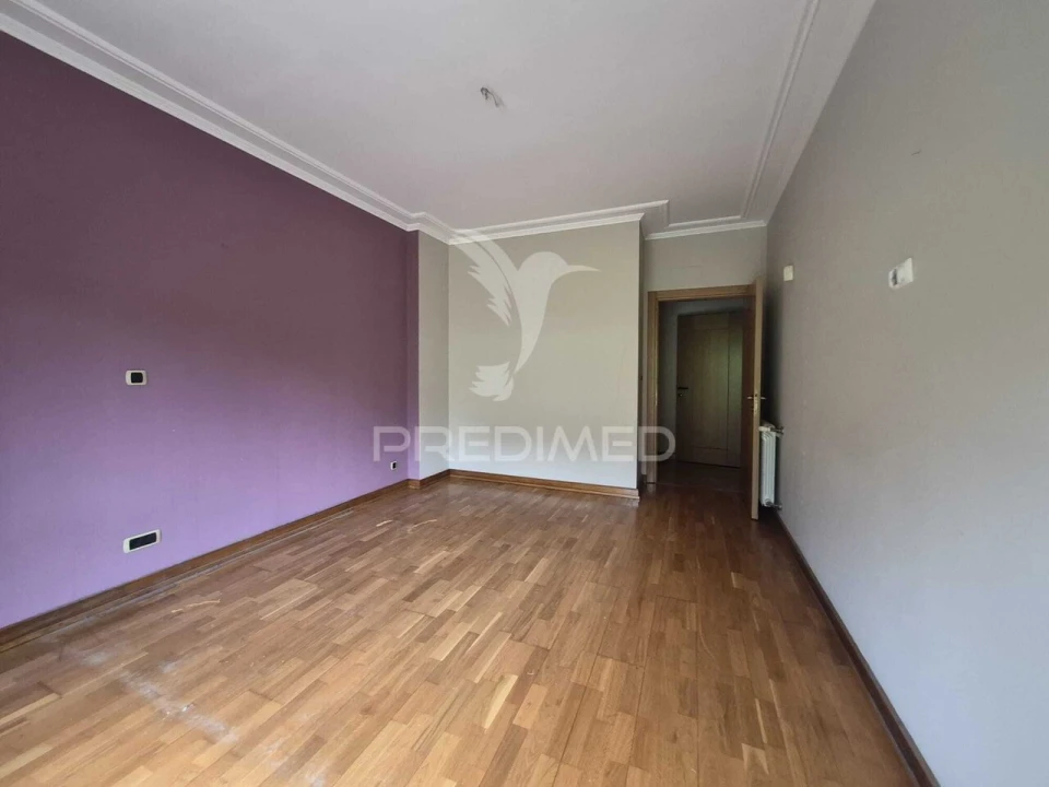 Apartamento T2 para Venda em Vila Franca de Xira Foto 23