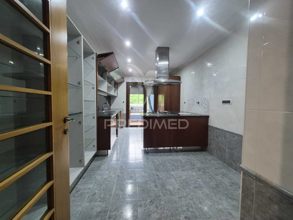 Apartamento T2 para Venda em Vila Franca de Xira Foto 21