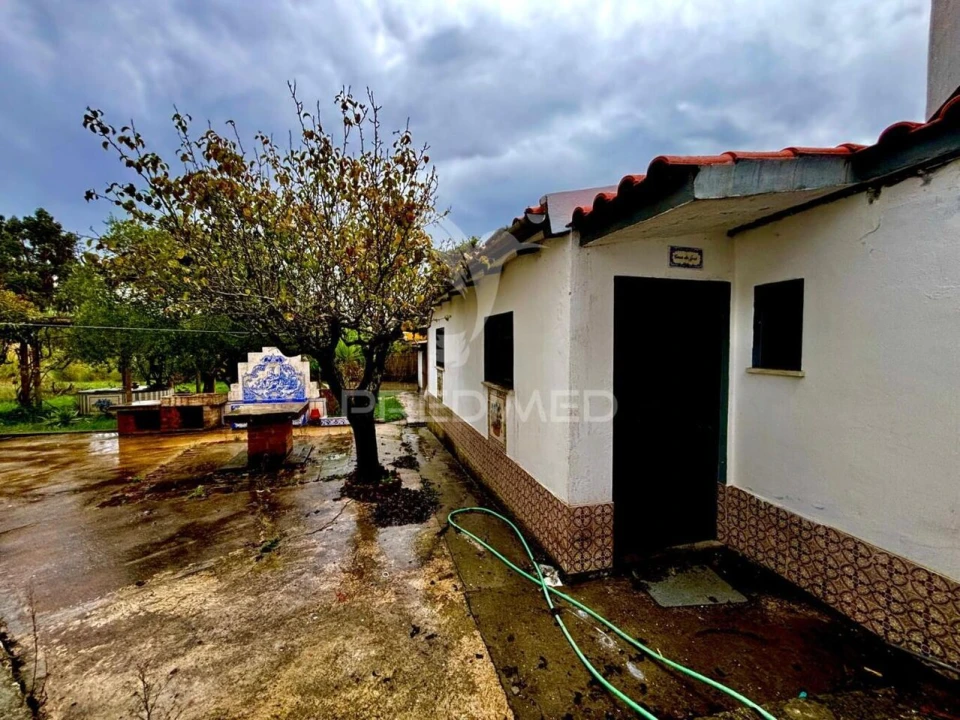 Moradia T4 para Venda em Santa Maria, São Pedro e Sobral da Lagoa Foto 29