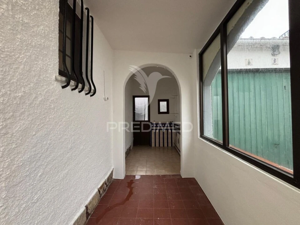 Moradia T4 para Venda em Santa Maria, São Pedro e Sobral da Lagoa Foto 26