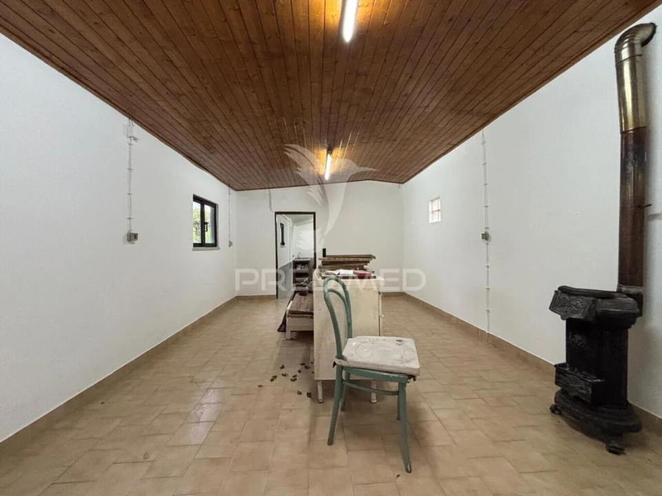 Moradia T4 para Venda em Santa Maria, São Pedro e Sobral da Lagoa Foto 35