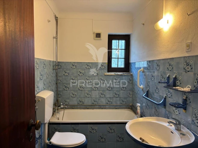 Moradia T4 para Venda em Santa Maria, São Pedro e Sobral da Lagoa Foto 16