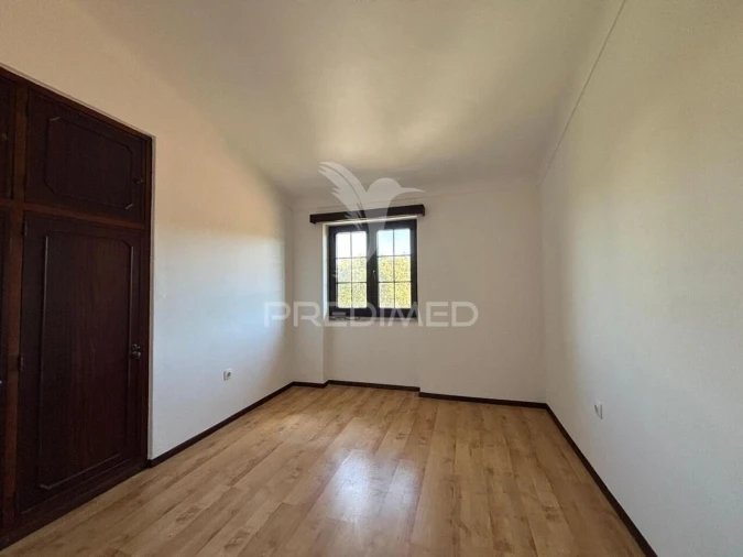 Moradia T4 para Venda em Santa Maria, São Pedro e Sobral da Lagoa Foto 25