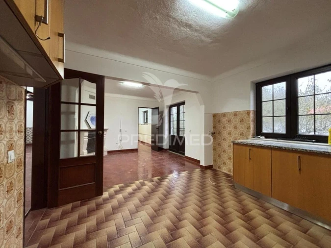 Moradia T4 para Venda em Santa Maria, São Pedro e Sobral da Lagoa Foto 12