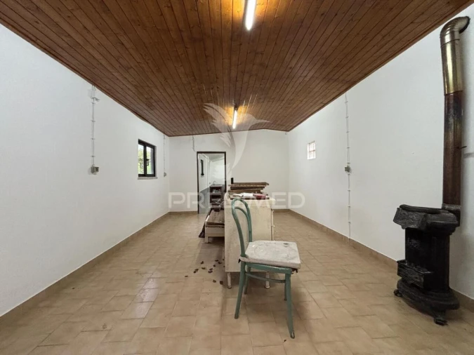 Moradia T4 para Venda em Santa Maria, São Pedro e Sobral da Lagoa Foto 35