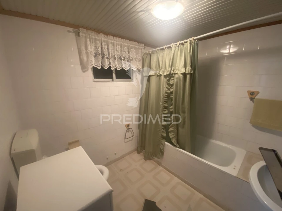 Moradia T2 para Venda em Rosais Foto 11