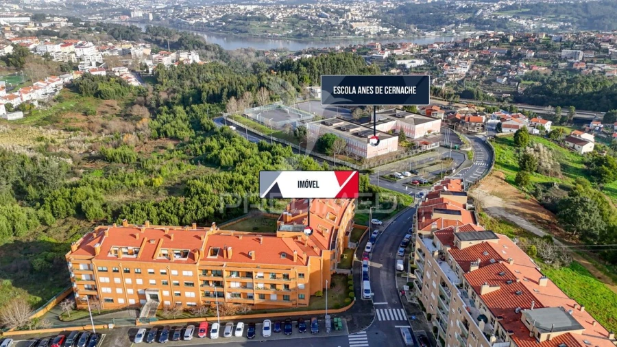 Apartamento T1 para Venda em Vilar de Andorinho Foto 21