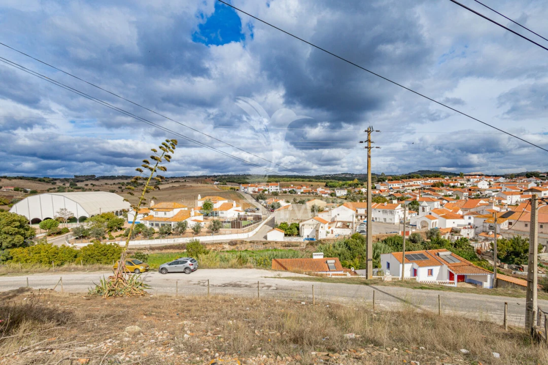 Moradia T1 para Venda em Rio de Moinhos Foto 25