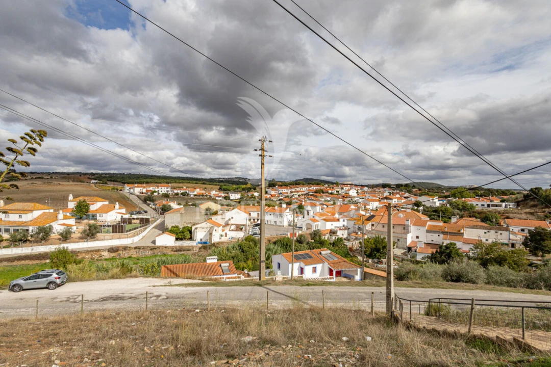 Moradia T1 para Venda em Rio de Moinhos Foto 24