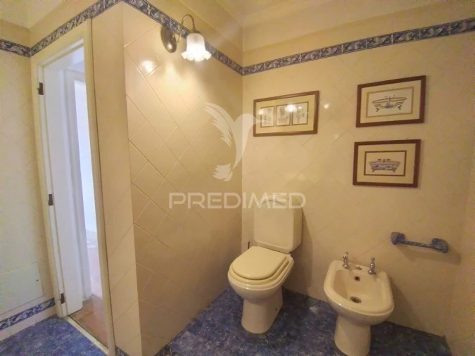 Moradia T5 para Venda em Rio de Mouro Foto 9