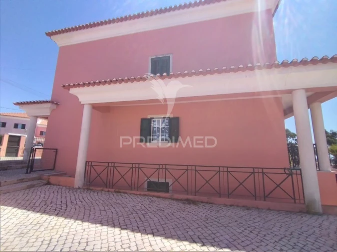 Moradia T5 para Venda em Rio de Mouro Foto 37