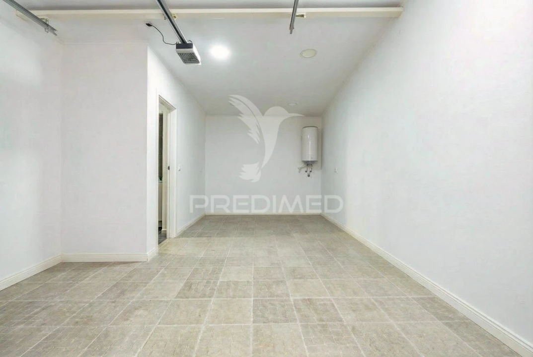 Moradia T4 para Venda em Santo Quintino Foto 22