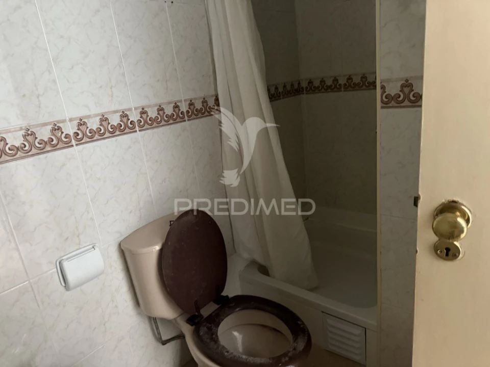 Prédio para Venda em Arruda dos Vinhos Foto 16