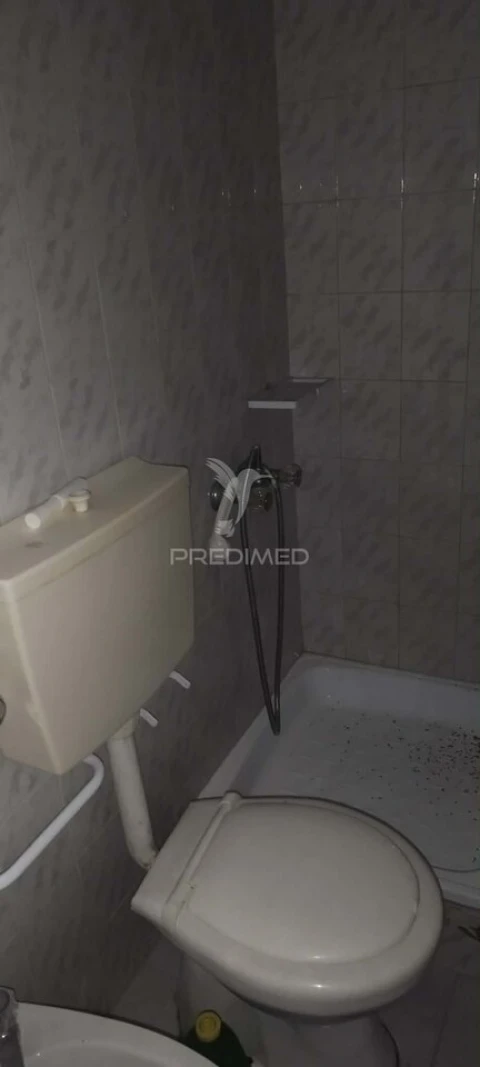 Moradia T2 para Venda em Santiago Maior