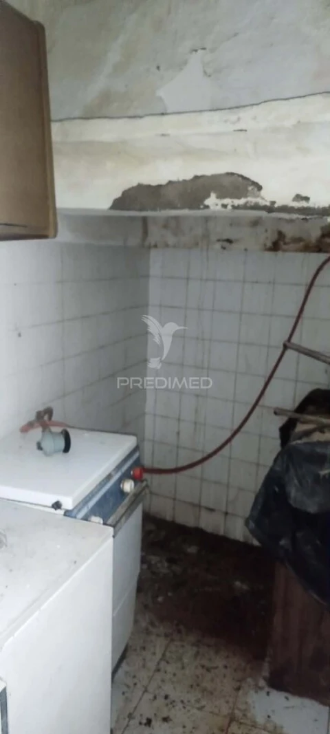 Moradia T2 para Venda em Santiago Maior