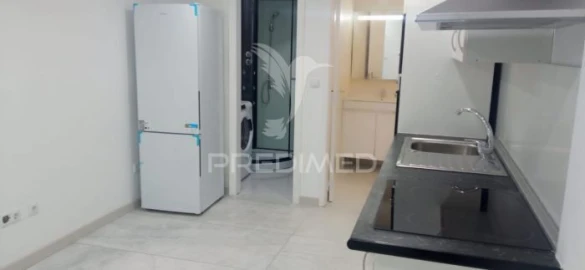 Apartamento T0 para Venda em Corroios