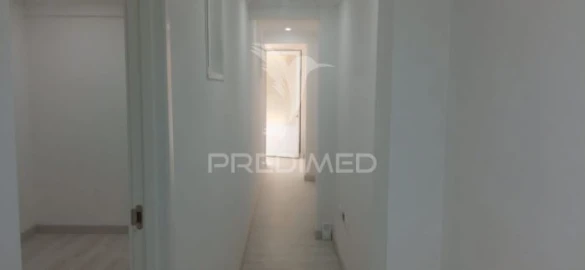 Apartamento T0 para Venda em Corroios