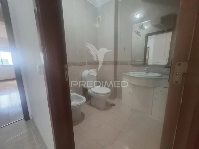 Apartamento T3 para Venda em Aljubarrota Foto 9