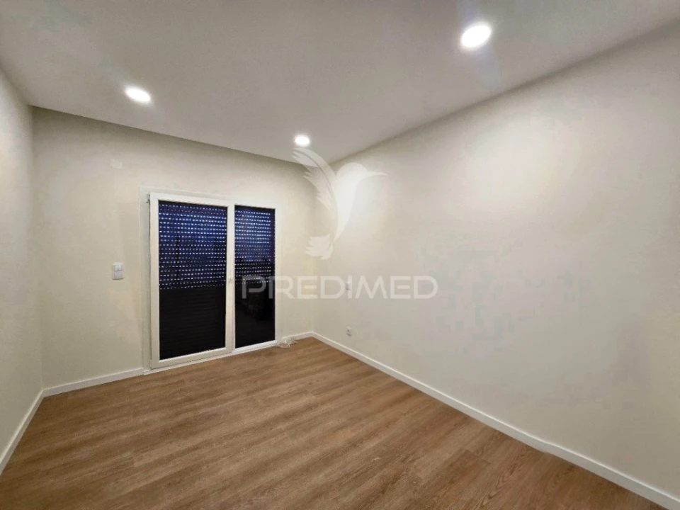 Moradia T4 para Venda em Quinta do Anjo Foto 10