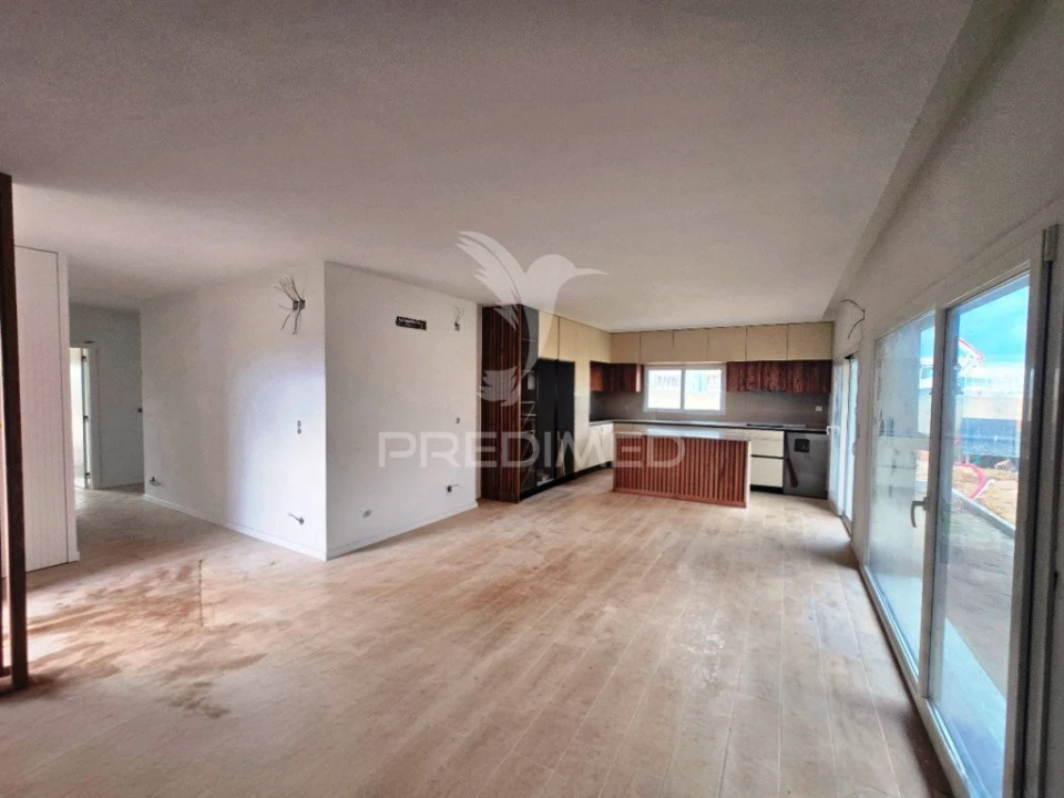 Moradia T4 para Venda em Quinta do Anjo Foto 1