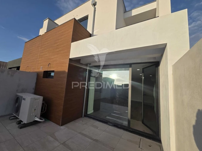 Moradia T4 para Venda em Aradas Foto 13