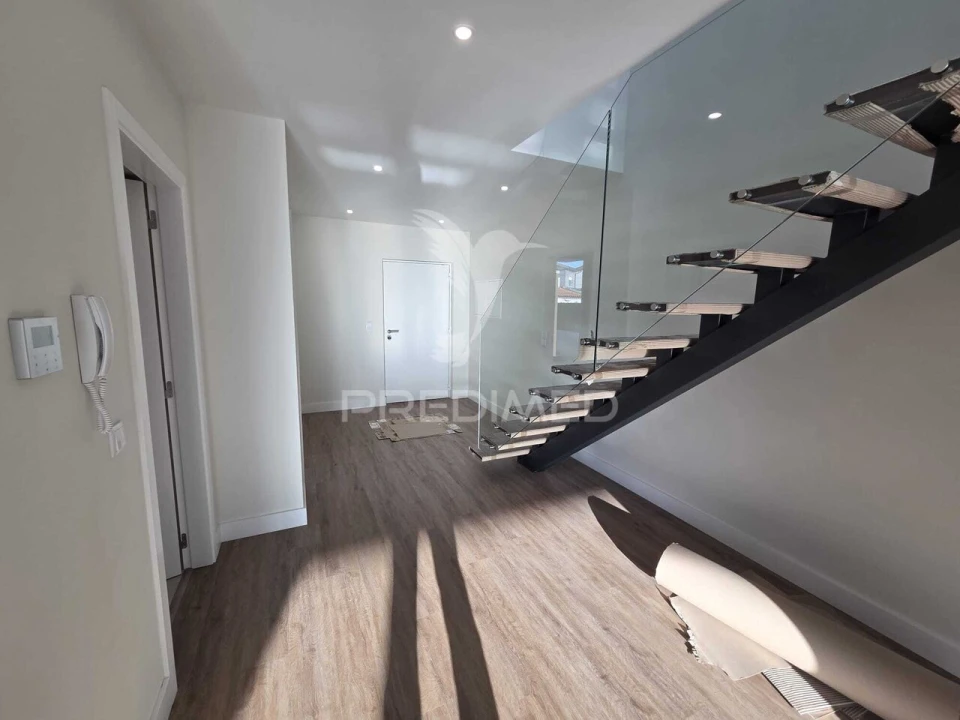 Moradia T4 para Venda em Aradas Foto 10