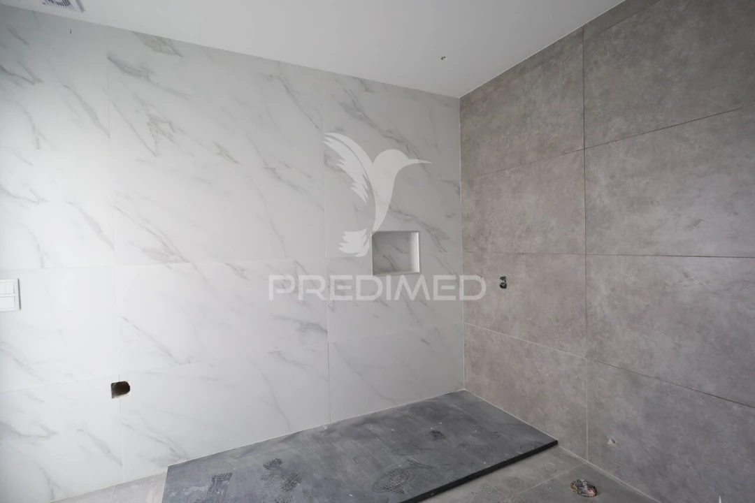 Moradia T5 para Venda em Nossa Sra de Fatima Foto 12