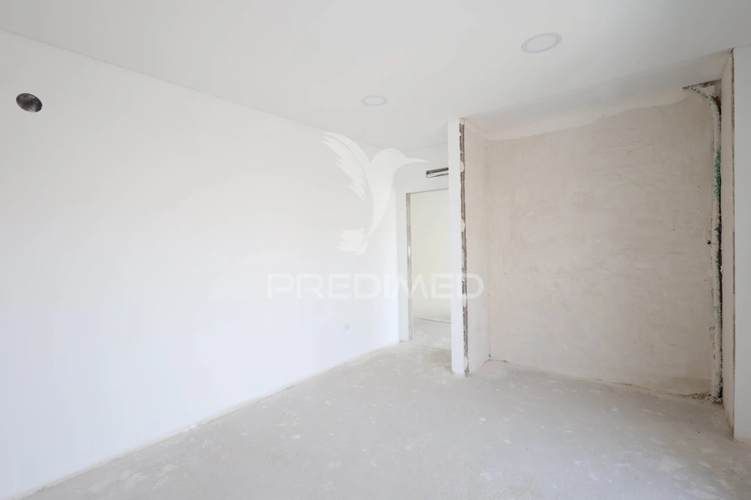 Moradia T5 para Venda em Nossa Sra de Fatima Foto 16