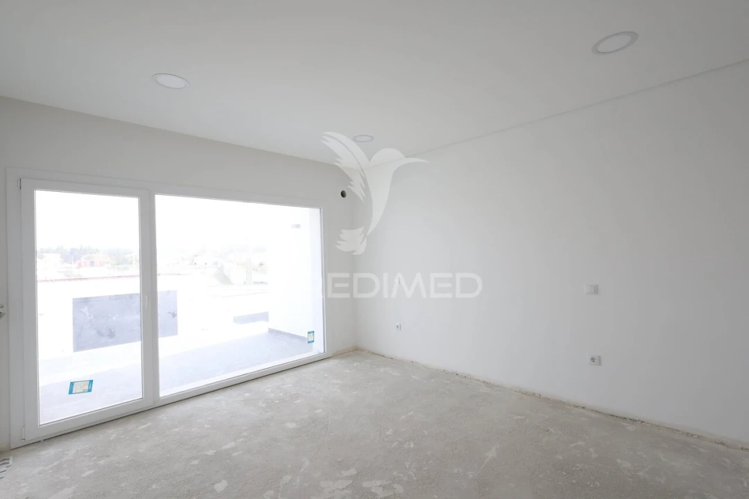 Moradia T5 para Venda em Nossa Sra de Fatima Foto 7