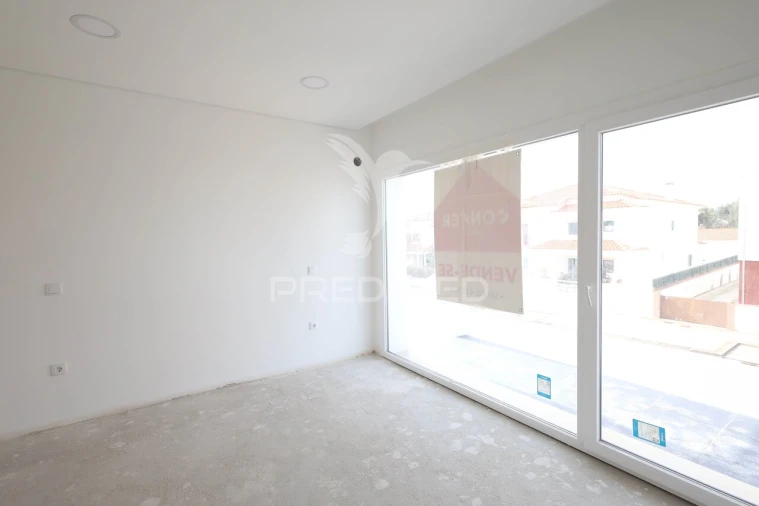 Moradia T5 para Venda em Nossa Sra de Fatima Foto 18