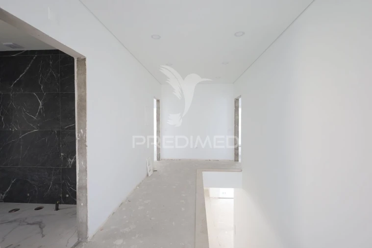 Moradia T5 para Venda em Nossa Sra de Fatima Foto 22