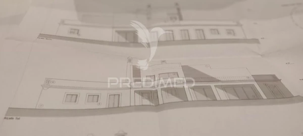 Terreno para Venda em Conceição e Estoi